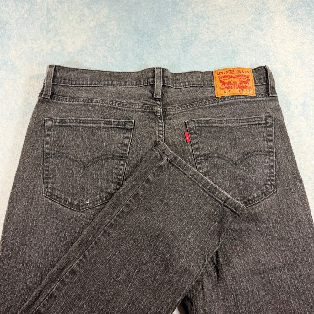 Levi's 514 Straight Jeans Mens 36x30 Gray Excellent Stretch Denim 00514-0211